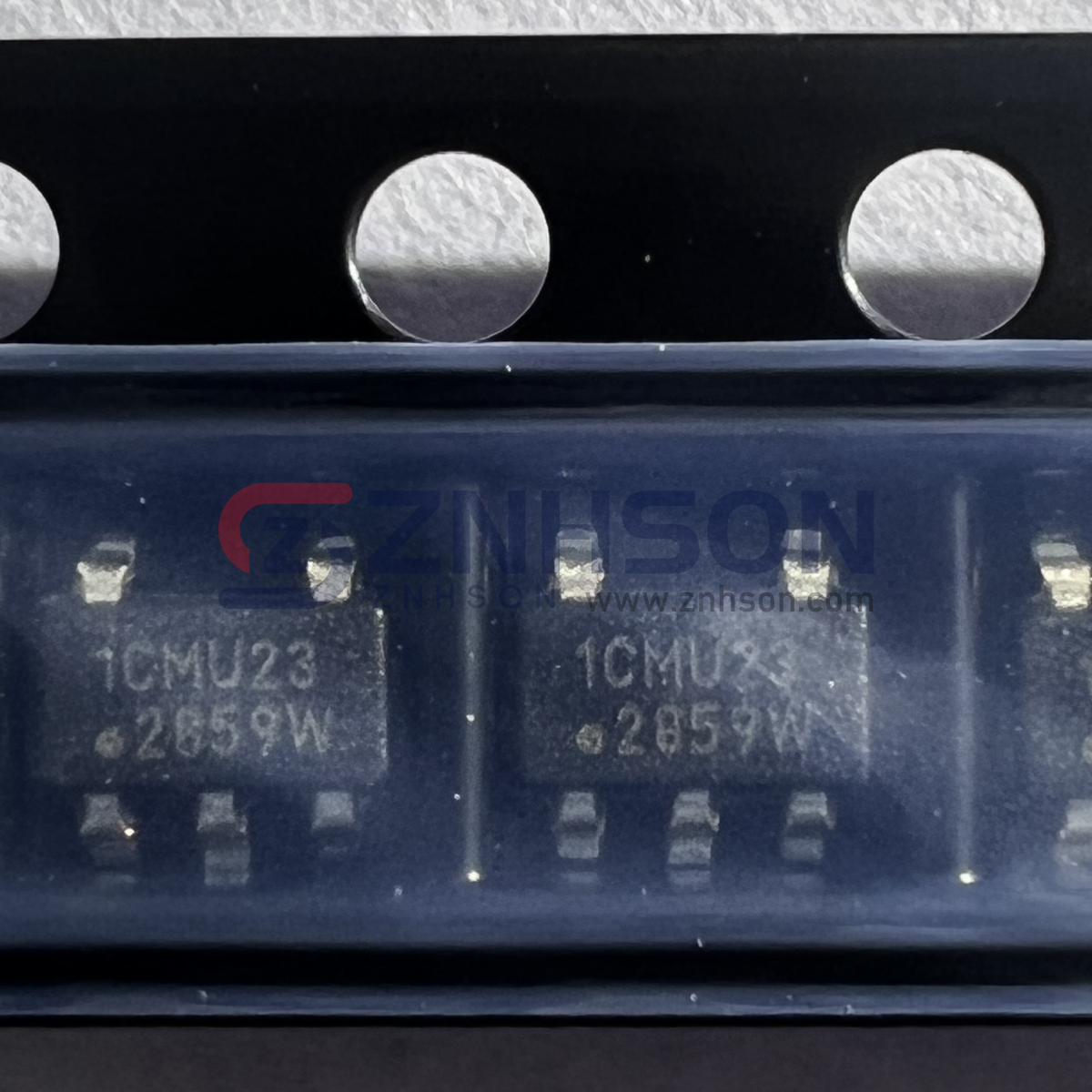 AT24C01C-STUM-T