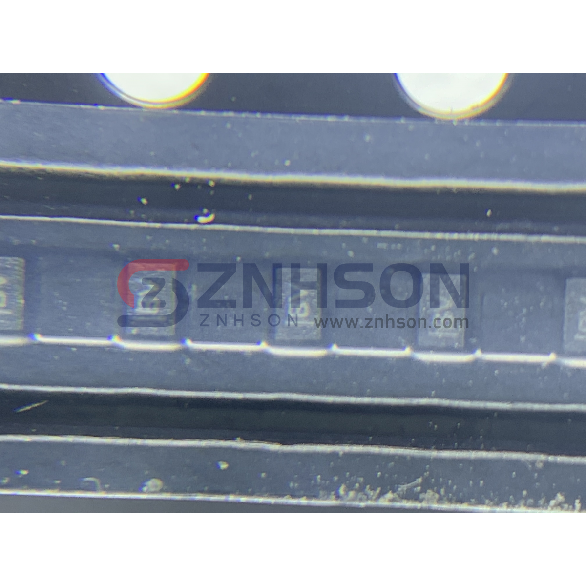 AOZ8131DI-05L