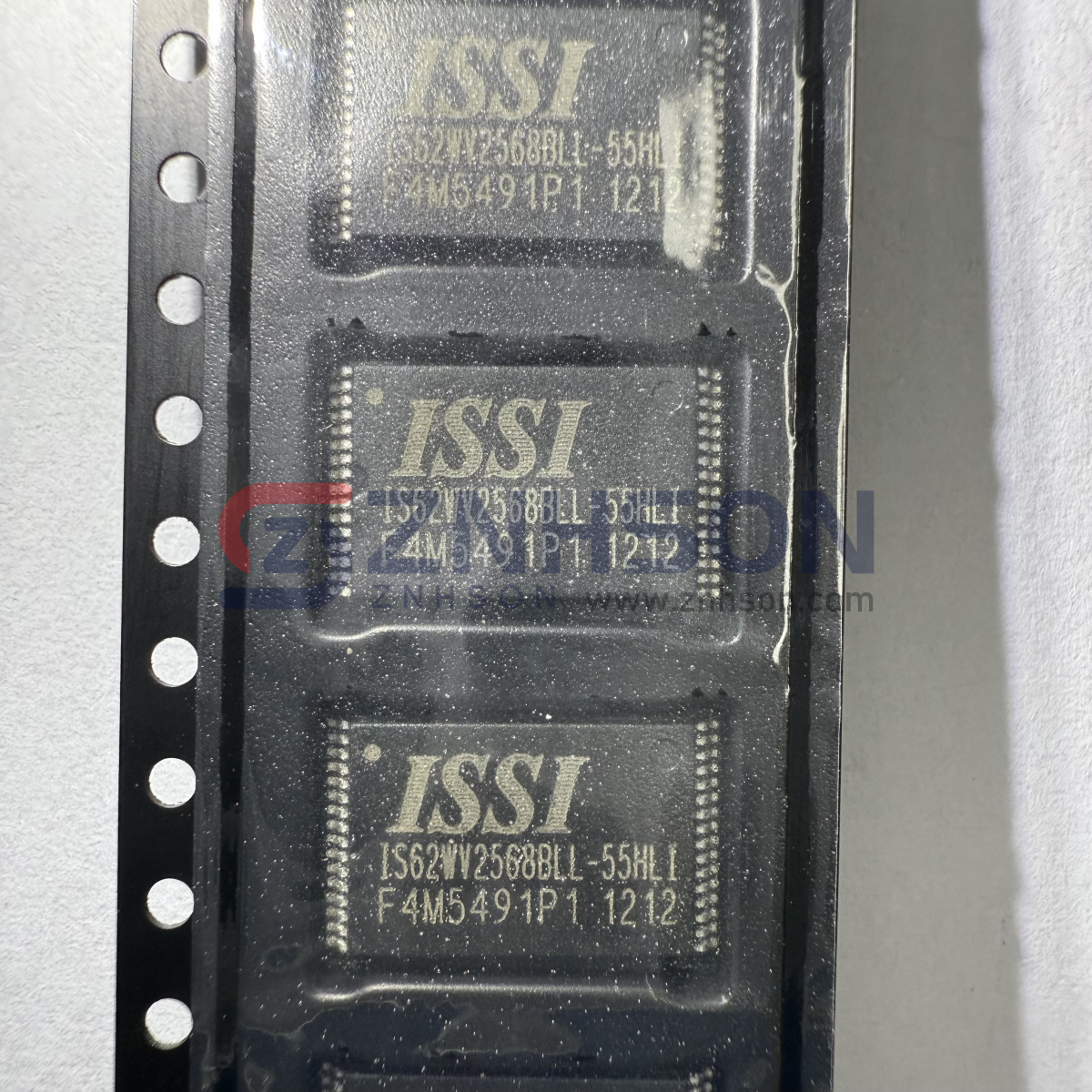 IS62WV2568BLL-55HLI
