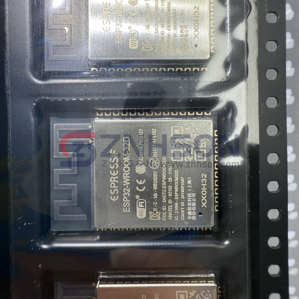 ESP32-WROOM-32D-N4